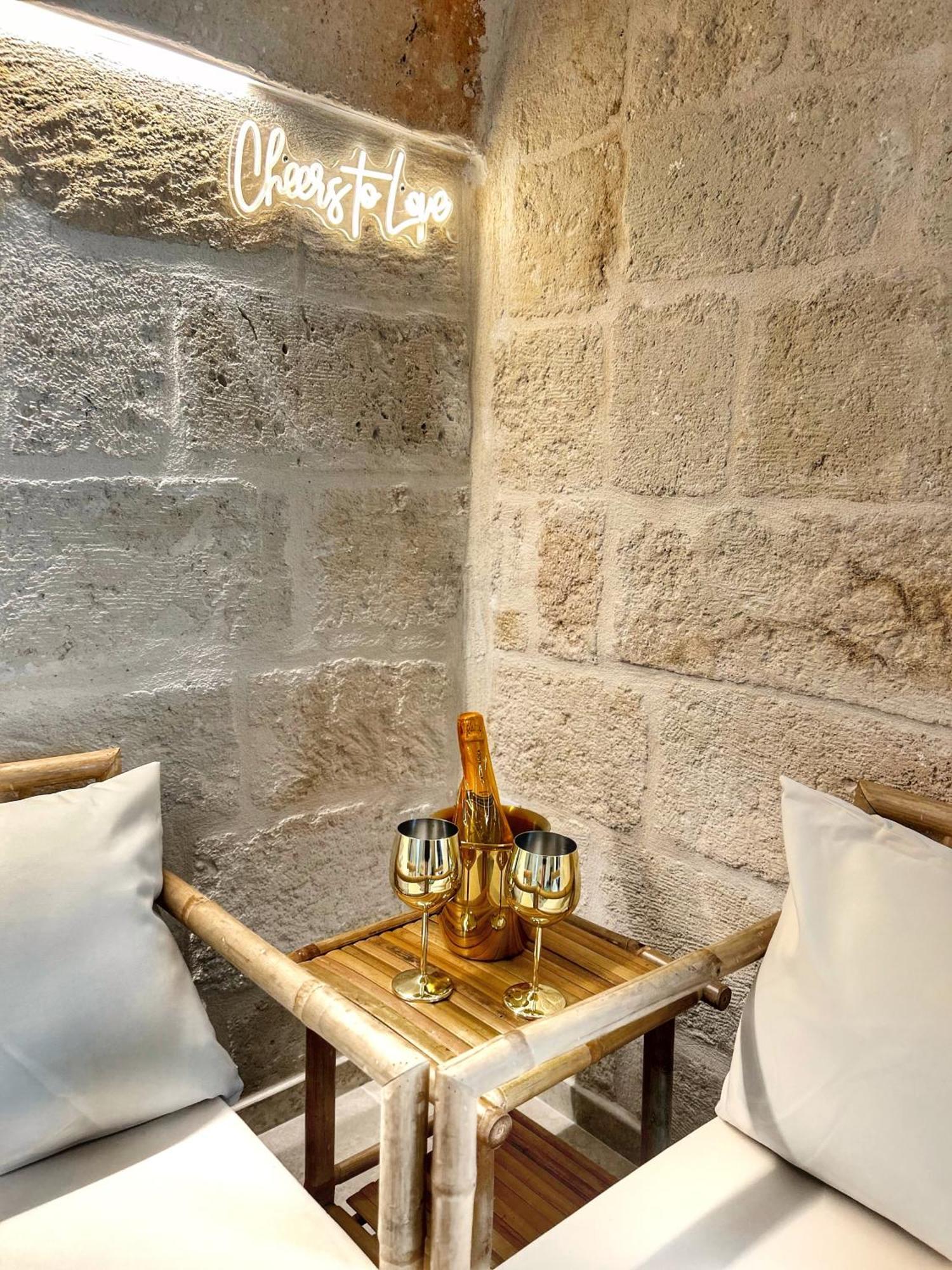 מונופולי Ginpe Luxury Suite מראה חיצוני תמונה